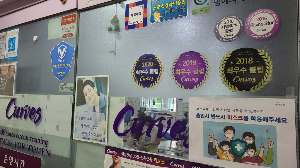 2000769928_Z2ESDYri_c437e239a290197721cfe3fd8ec9d2abbeb2afa7.jpg 이미지크게보기